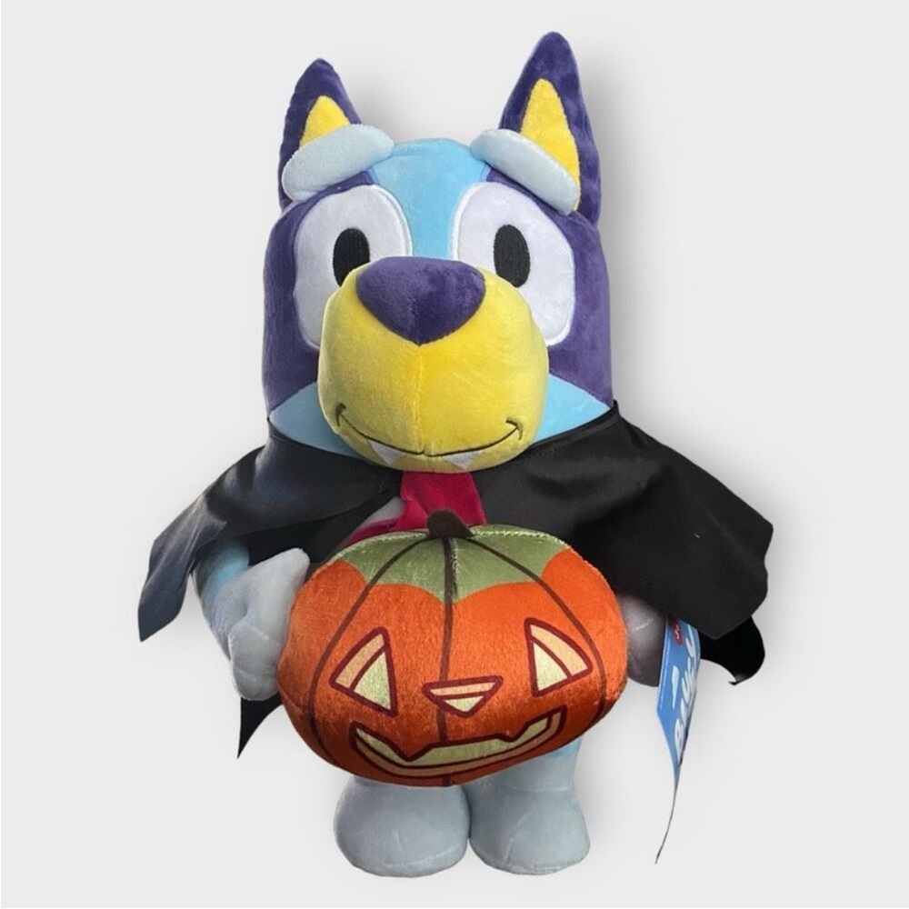 Bluey in Vampire Costume Halloween Greeter - Picture 4 of 5